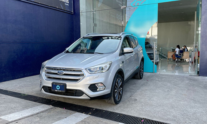 Ford Escape 2019...