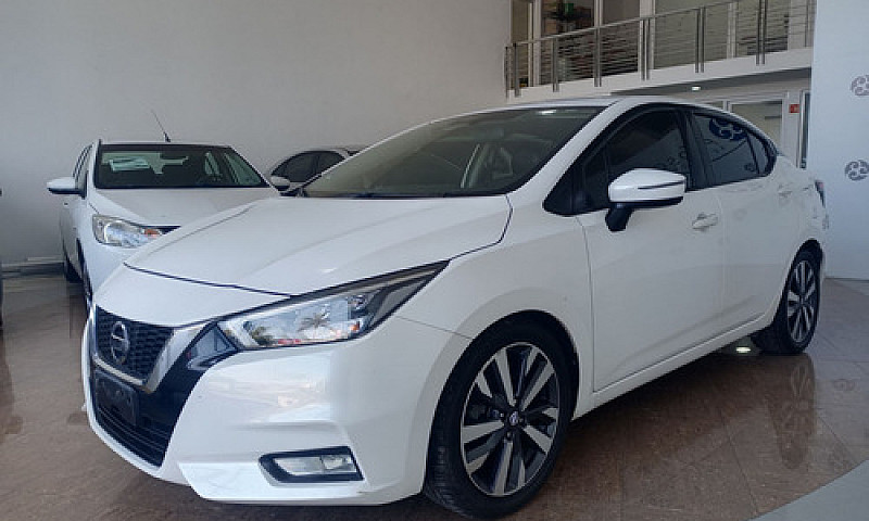 Nissan Versa 2020...