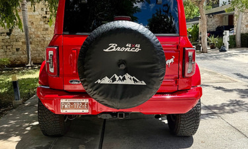 Ford Bronco 2023...