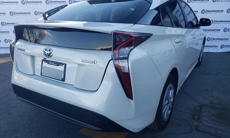 Toyota Prius 2018...