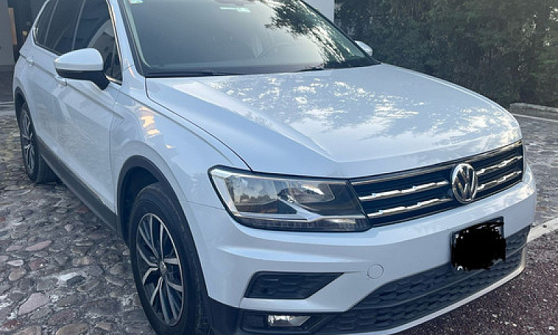 Volkswagen Tiguan 1....