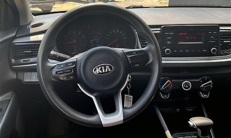 Kia Rio 2021...