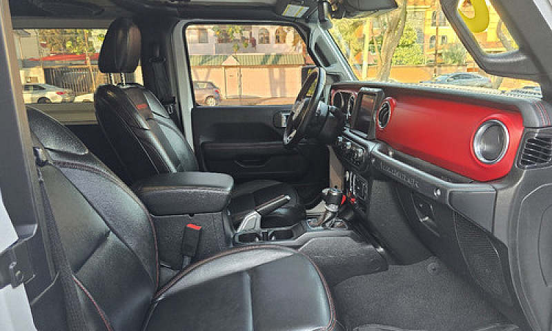 Jeep  Wrangler  2020...