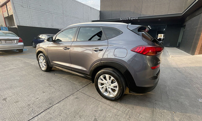 Hyundai Tucson 2020...