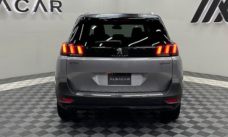 Peugeot 5008 2019...