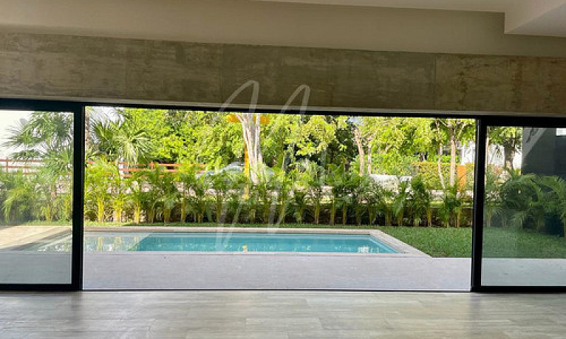 Casa En Venta En Lag...