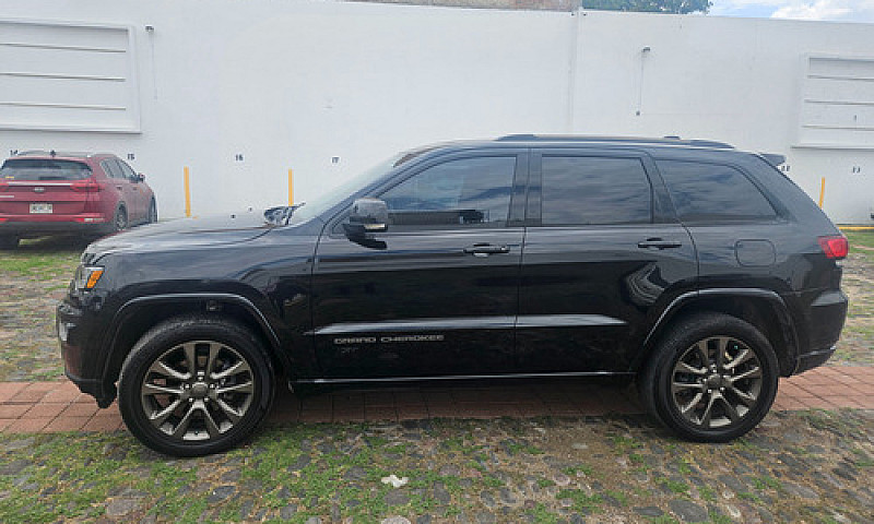 Jeep Grand Cherokee ...