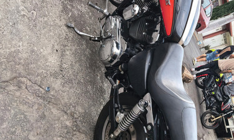 Harley Sportster 120...