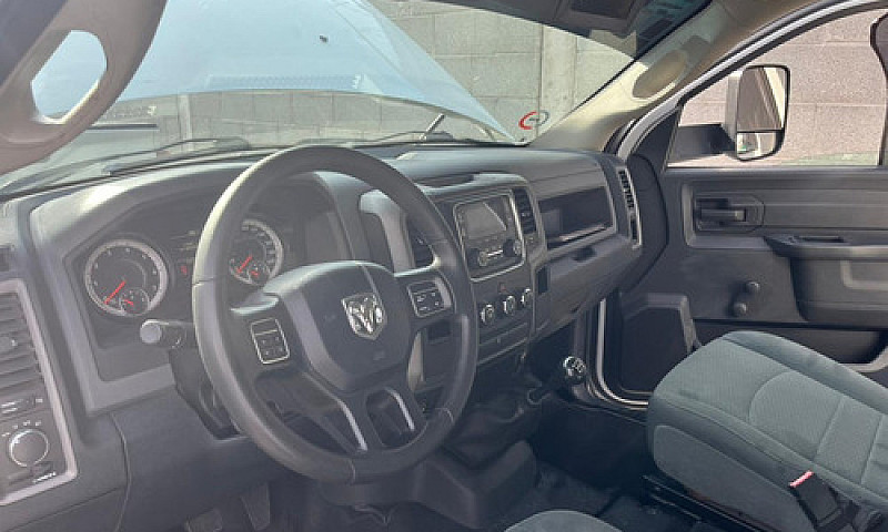 Dodge Ram 3500 Chasi...