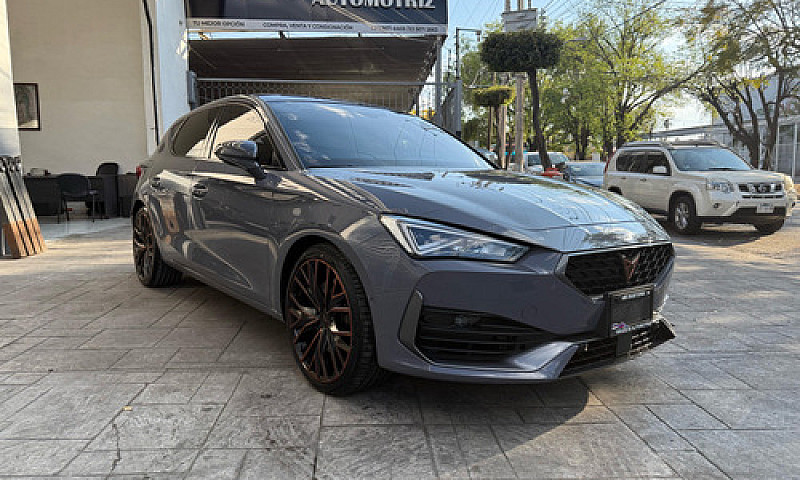 Cupra Leon 300Hp...