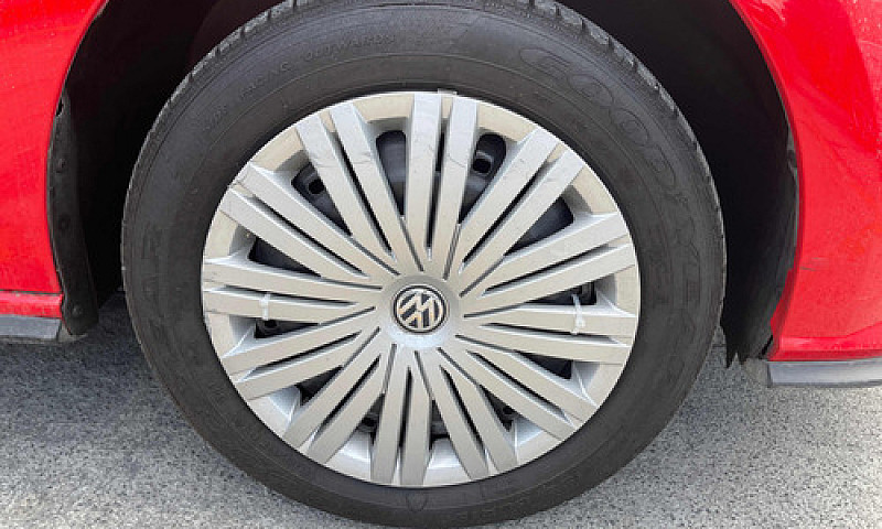 Volkswagen Vento 1.6...