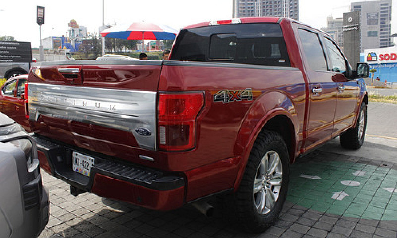 Ford Lobo 2020...