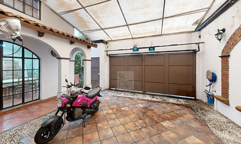 Casas En Venta La Cr...