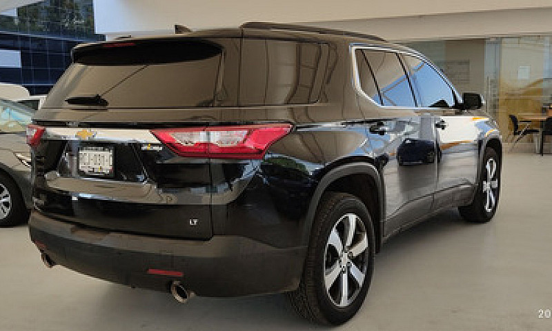 Chevrolet Traverse 2...