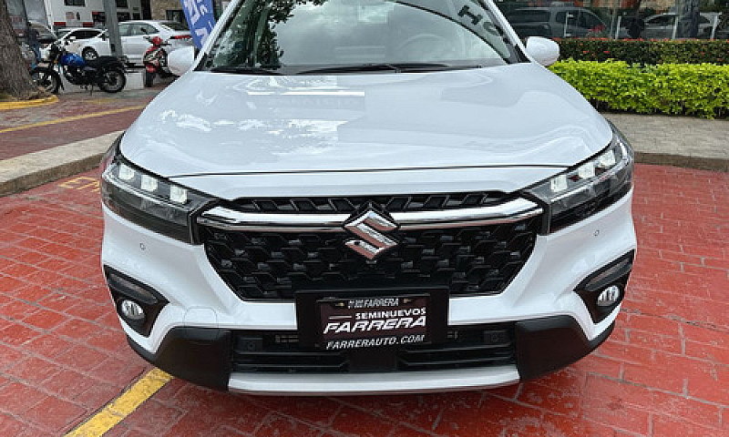 Suzuki S-Cross 2023...