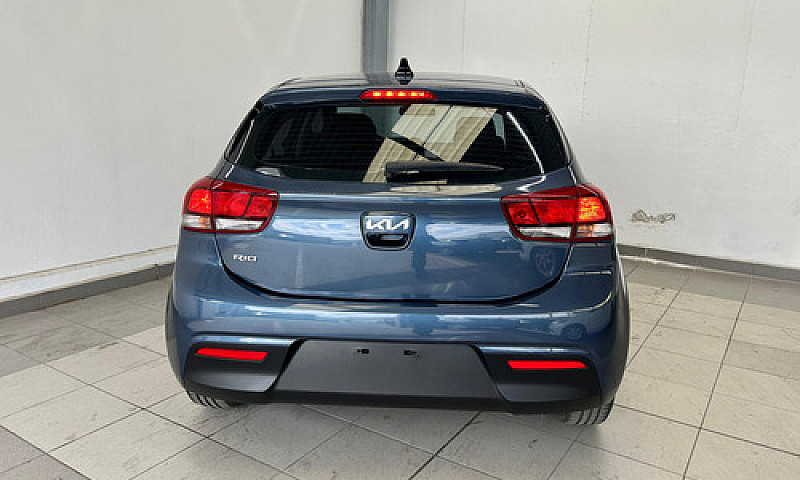 Kia Kia Rio Hb 2022...