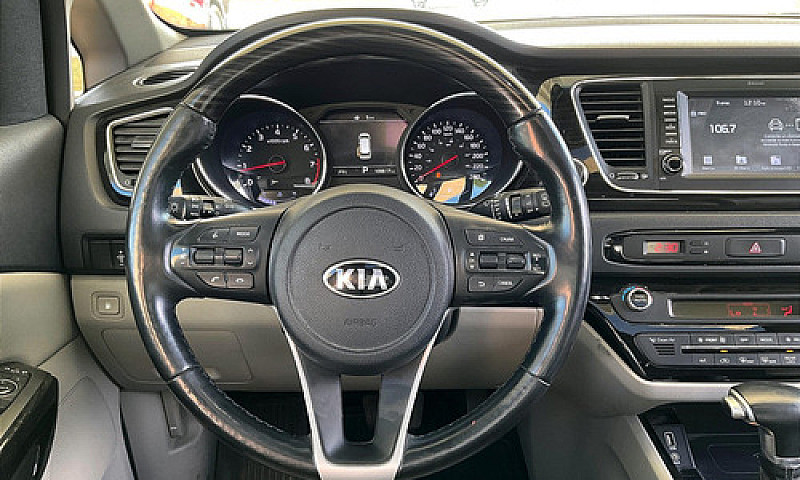 Kia Sedona 2019...