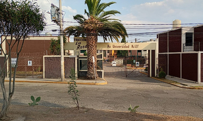 Se Vende Bonita Casa...