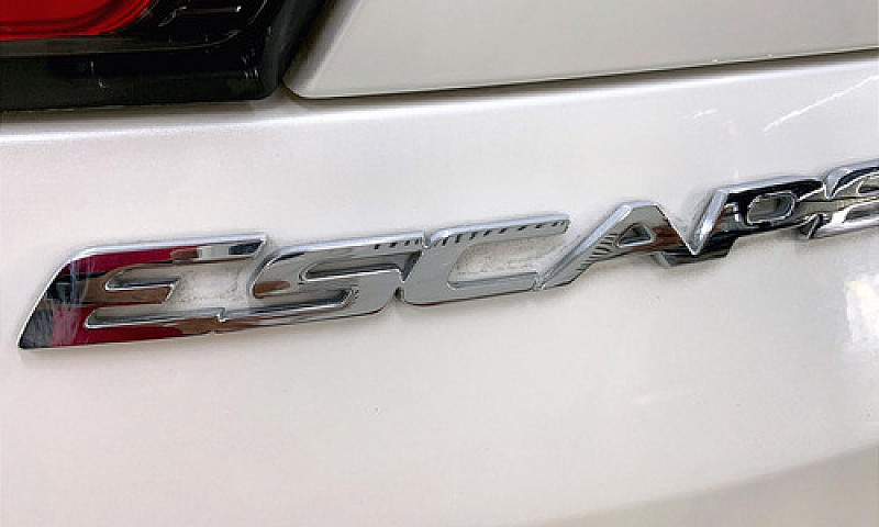 Ford Escape 2019...