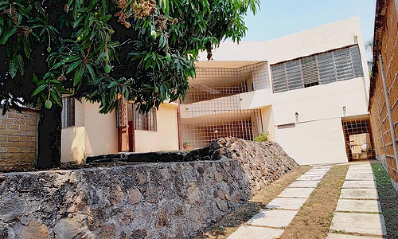 Casa En Venta En Fra...