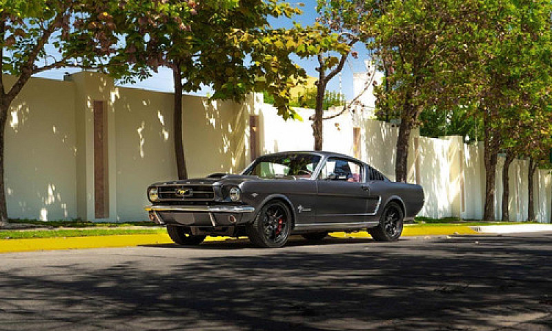 Mustang 1964 Fastbac...