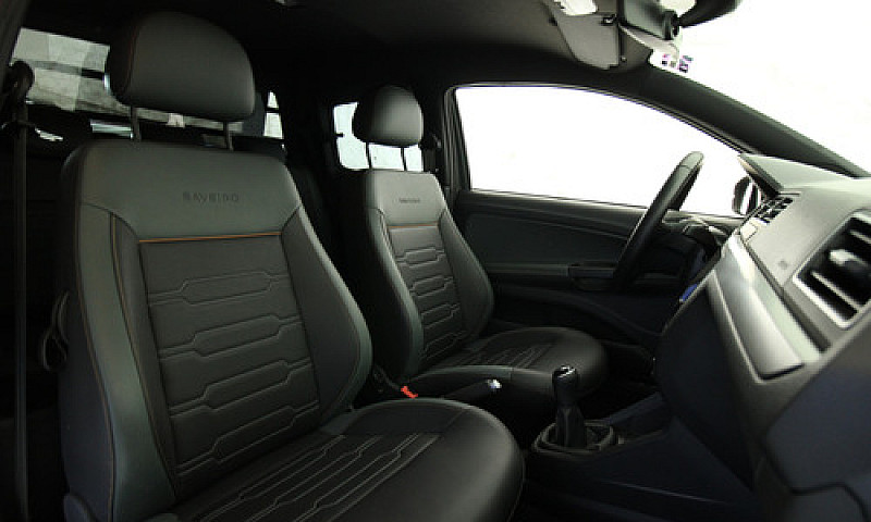 Volkswagen Saveiro 1...