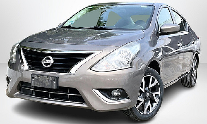 Nissan Versa 2019...