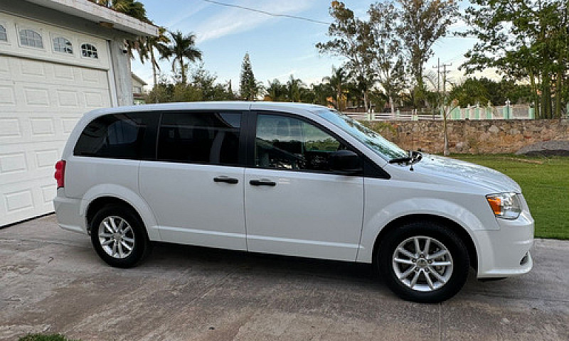 Dodge Grand Caravan ...
