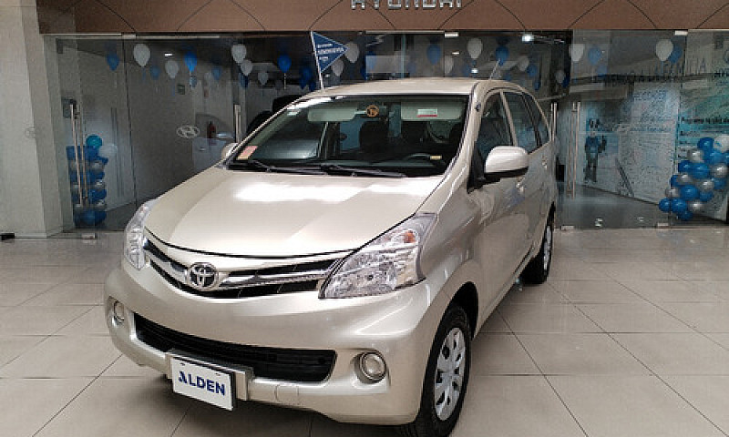 Toyota  Avanza  2015...