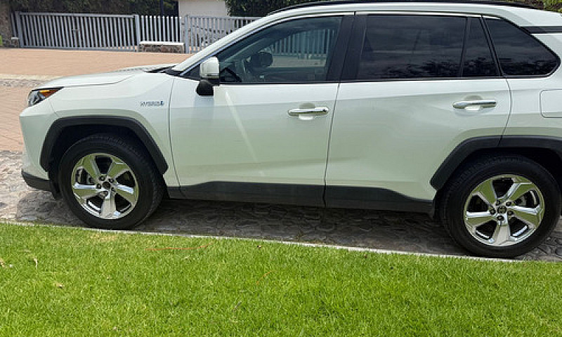 Toyota Rav4 2.5 Limi...