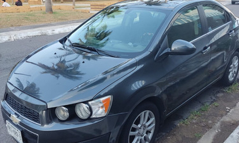 Chevrolet Sonic 1.6 ...