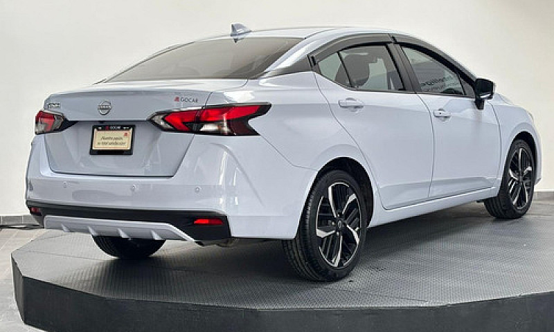 Nissan Versa 2024...