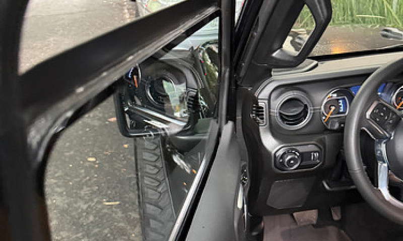 Jeep Wrangler 3.6 Un...