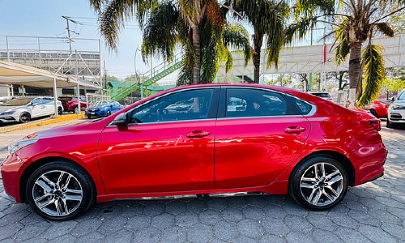 Kia Forte Sedan 2021...