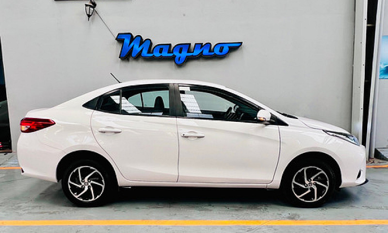 Toyota Yaris 1.5 5P ...
