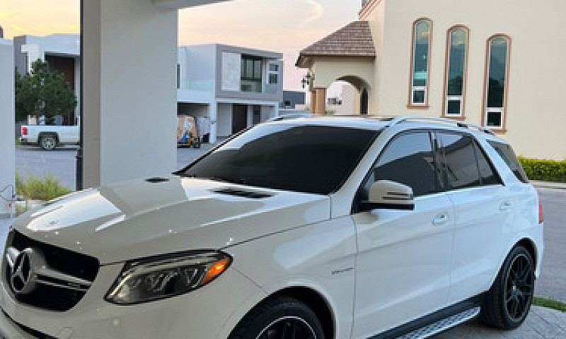 Mercedes-Benz Clase ...