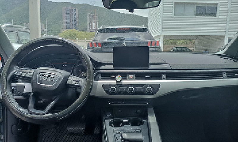 Audi A4 2019 2.0 Dyn...