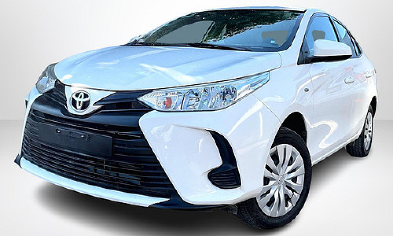 Toyota Yaris 2022...