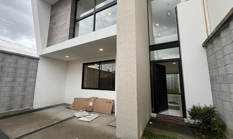 Casa En Venta - San ...