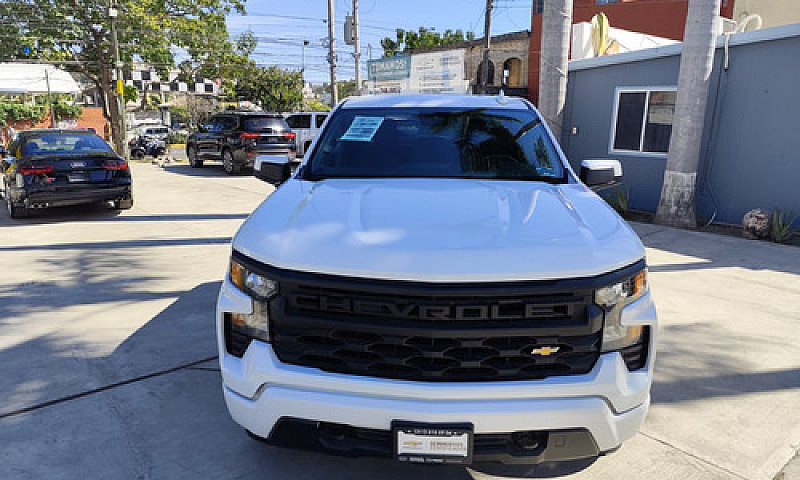 Chevrolet Silverado ...