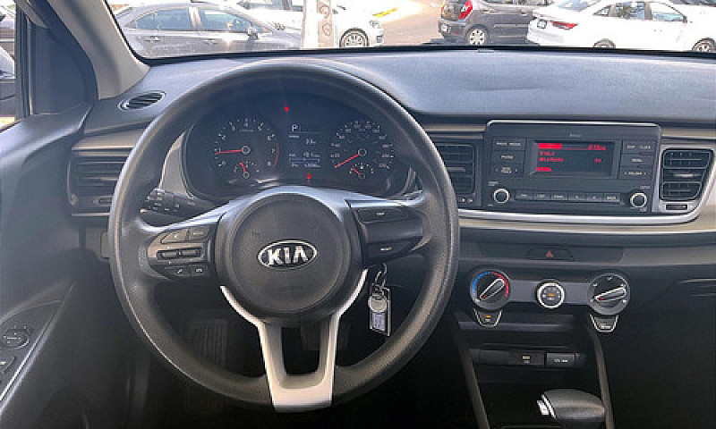 Kia Rio 2021...