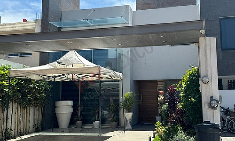 Casa Remodelada En V...