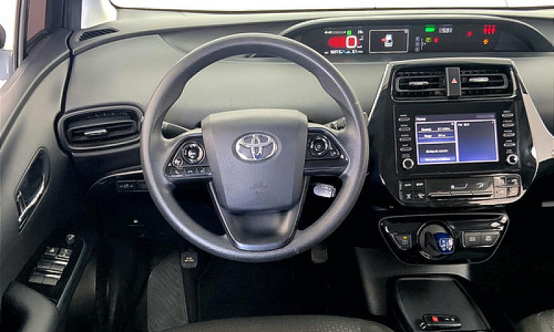 Toyota Prius 2021...