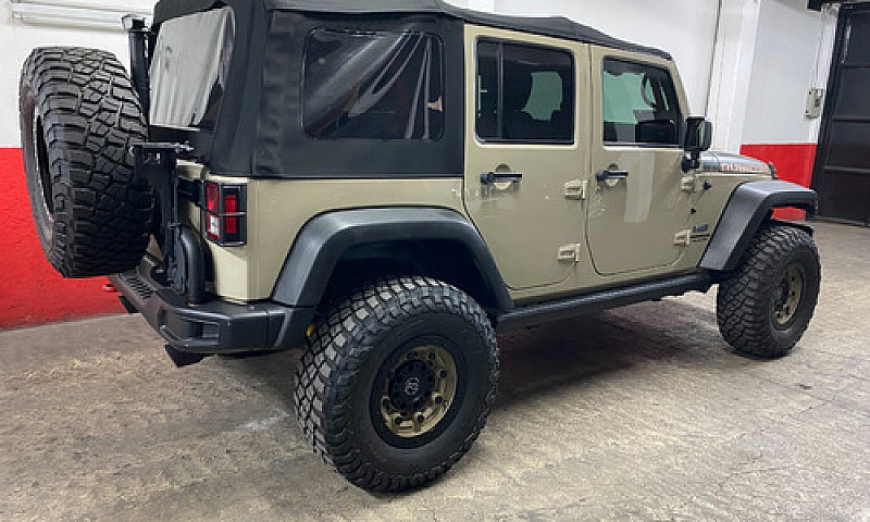 Jeep Wrangler 3.6 Un...