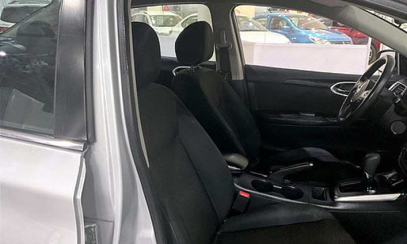 Nissan Sentra 2019...