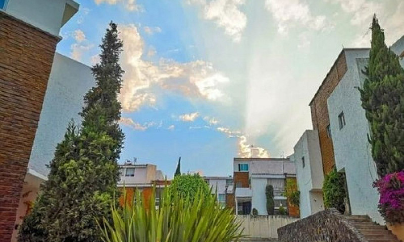 Casa Dentro De Fracc...