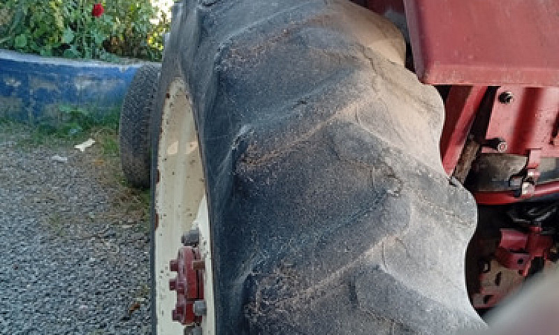 Tractor Sidena De 85...