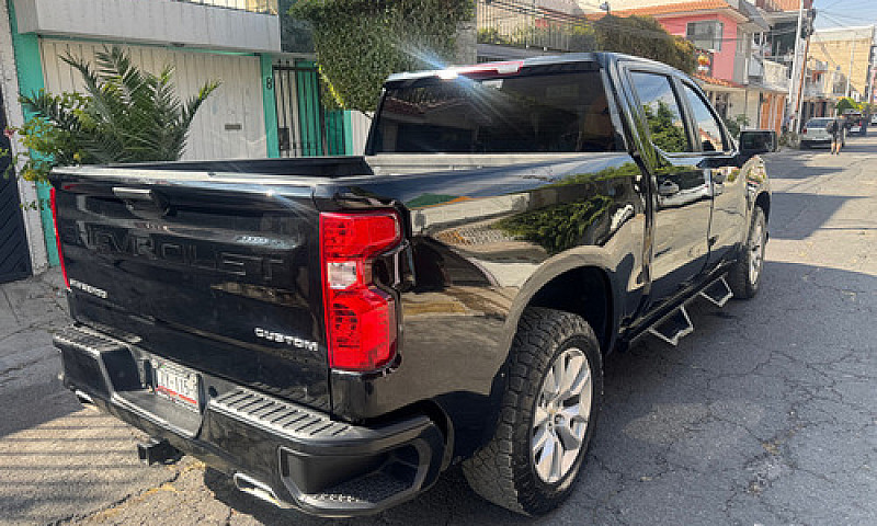 Chevrolet Silverado ...
