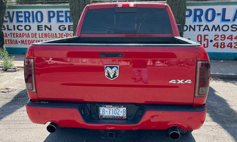 Dodge Ram 1500 V8 He...