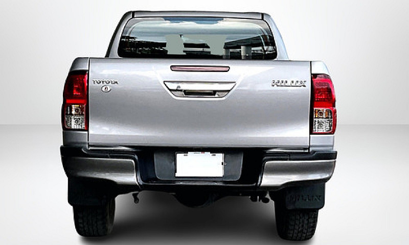 Toyota Hilux 2022...
